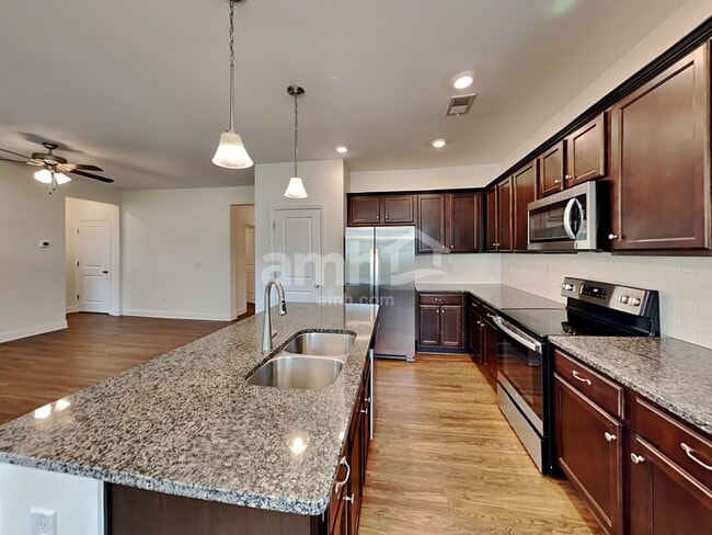 Building Photo - 2477 Napa Valley Dr