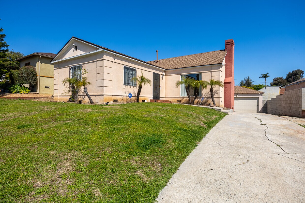 Primary Photo - 1404 Overhill Dr