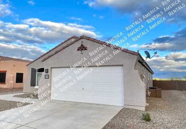 Building Photo - Gorgeous remodeled home in serene setting