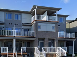 Building Photo - 32 Pyrite Private