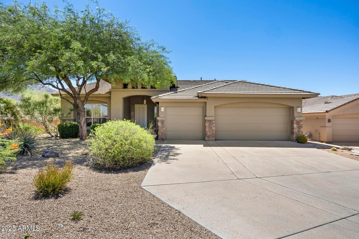 Primary Photo - 16861 N 106th Way