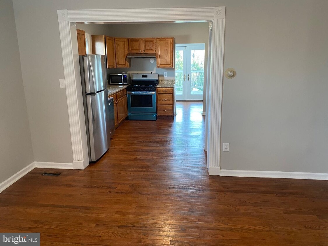 43 Patapsco Rd, Linthicum Heights, MD 21090 House Rental in Linthicum