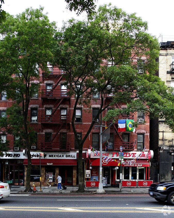 206 - 208 E 34th St - 206-208 E 34th St
