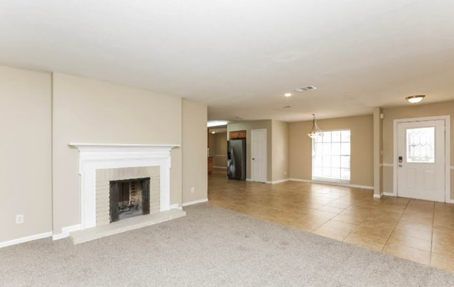 Building Photo - 5218 Cumberland Dr