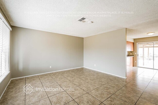 Building Photo - 4649 W Hubbell St