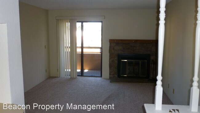 Building Photo - 1 br, 1 bath House - 4691 S. Decatur St #214