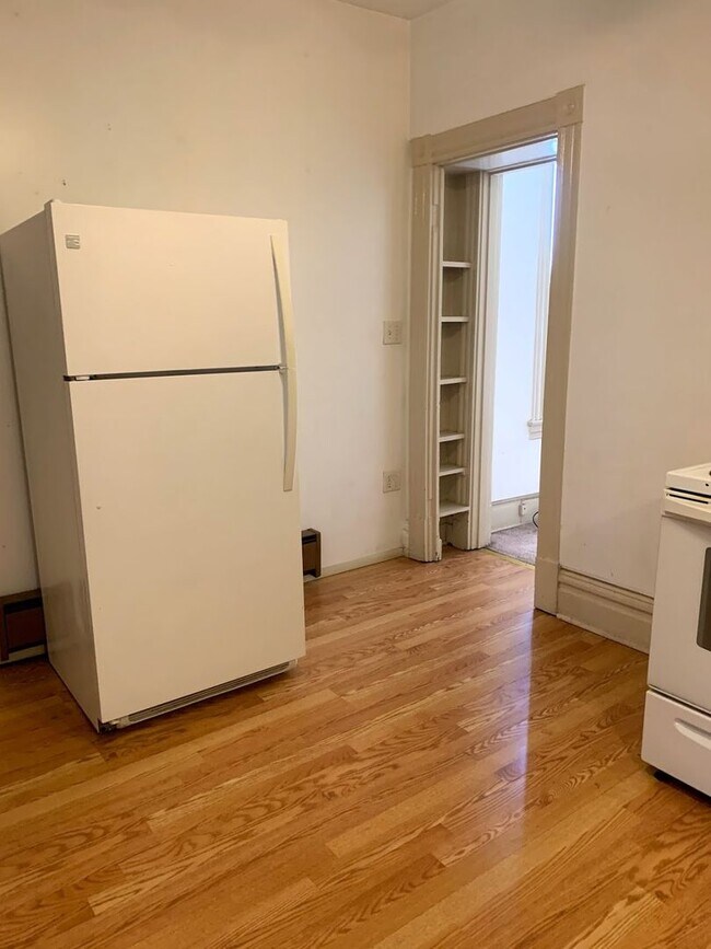 Photo - 2/1 Apartment in Highland Park - Available Now!