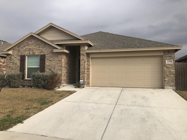 Building Photo - 2257 Tallow Dr