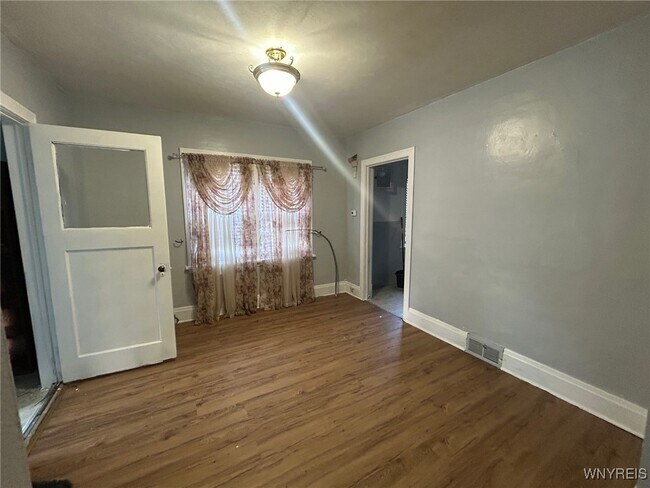 Foto del edificio - 63 Page St