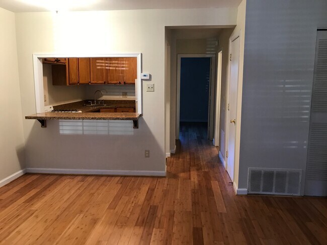 Living/Dining Rm - 480 Burgoyne Rd