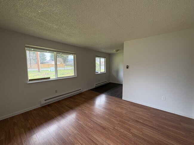 Foto del edificio - 7743 Pacific Ave SE