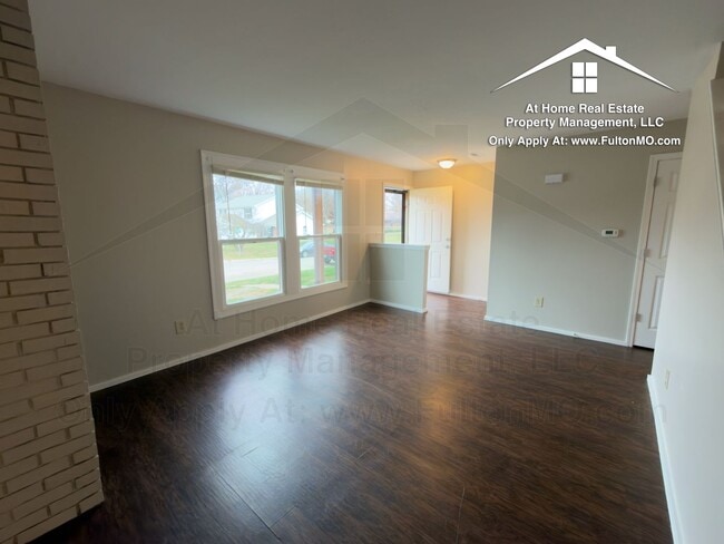 Building Photo - 1822 Springdale Ct