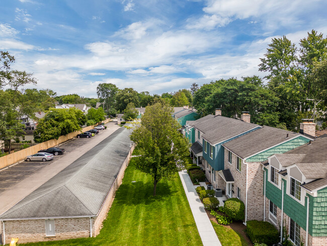 Foto del edificio - Edgewood Court North