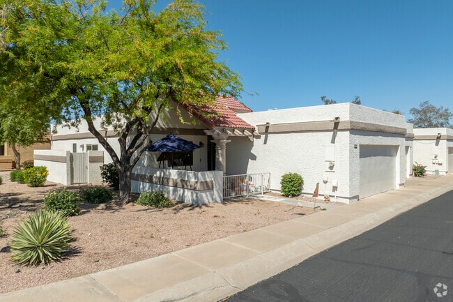 Building Photo - River Run Townhomes