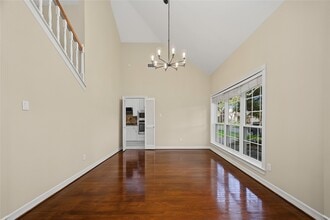 Building Photo - 14135 Swallowfield Dr