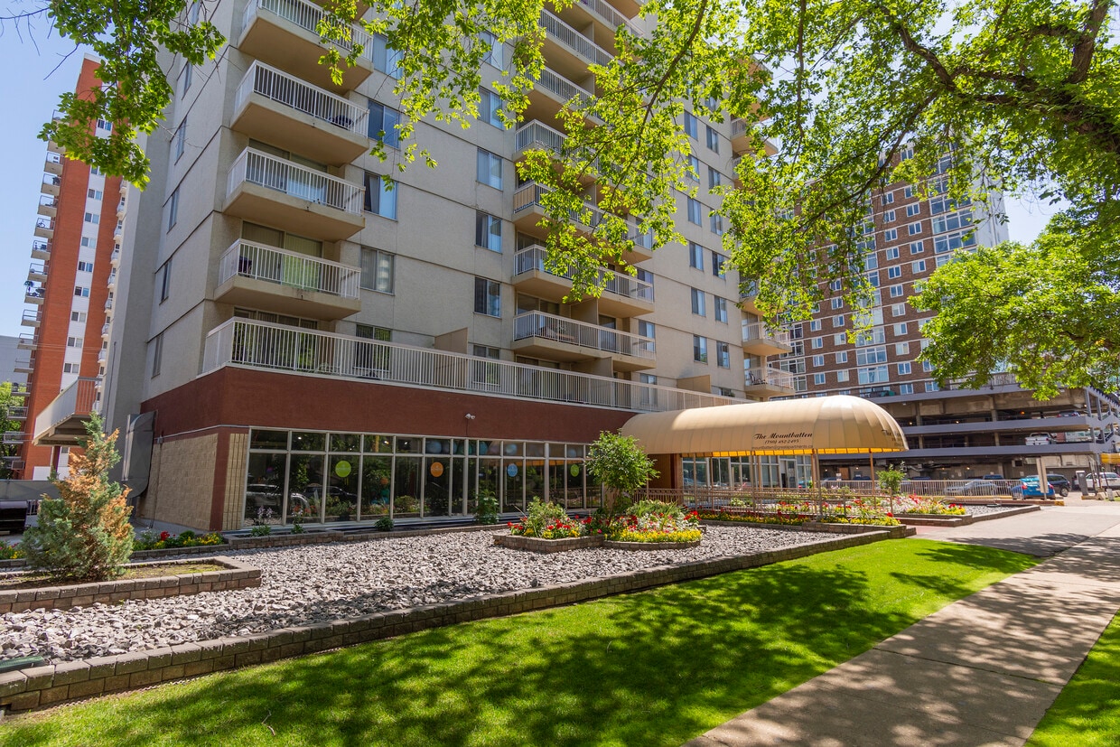 Primary Photo - The Mountbatten Apartments