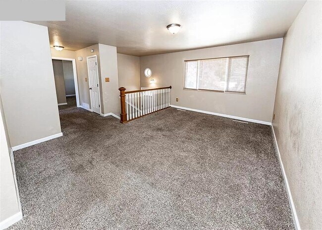 Building Photo - 1512 Chadwick Dr
