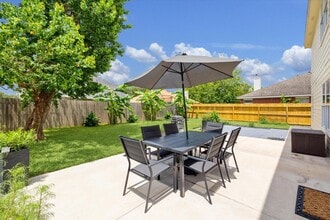Building Photo - 9703 Fair Brook Way