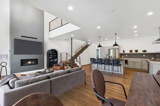 Foto del edificio - 1022 8th St