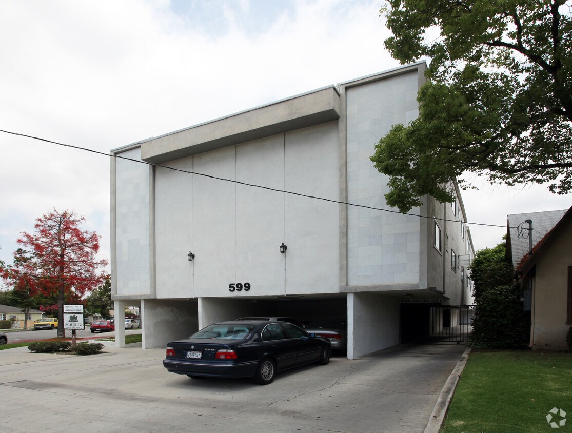 595 - 599 South St - 595-599 South St