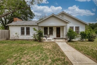Building Photo - 500 W Austin St