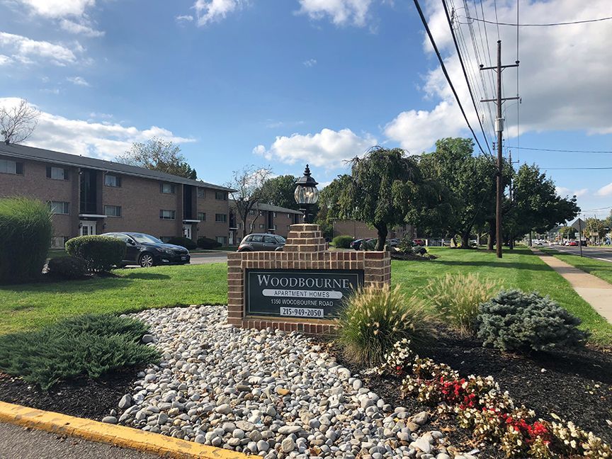 Main entrance - Woodbourne Apartments