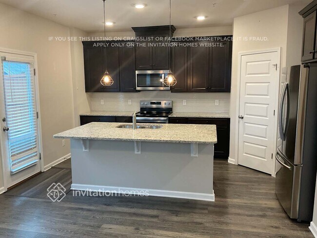 Foto del edificio - 901 Cavan Ln