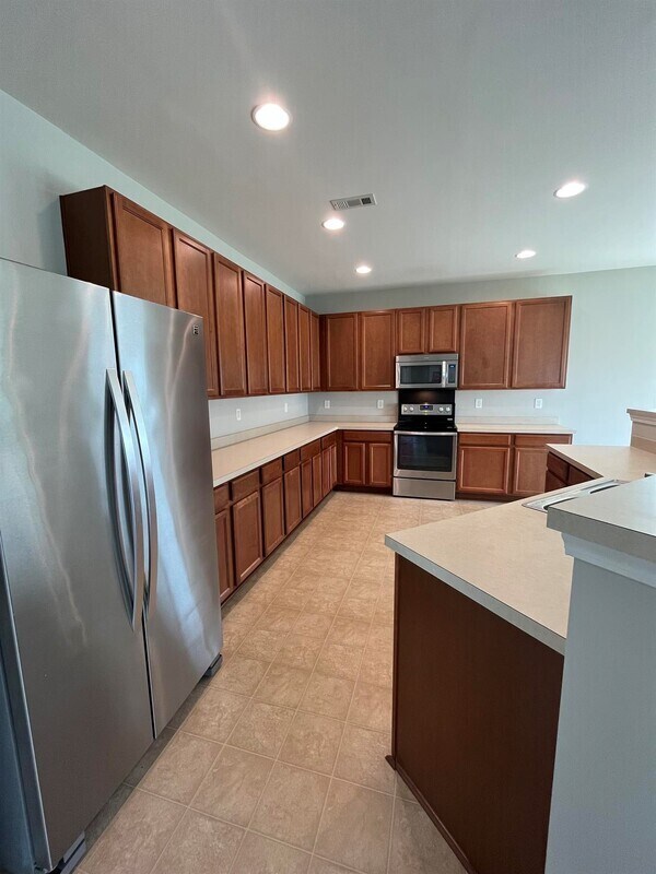 Foto del edificio - 9807 Rocky Ford Club Rd