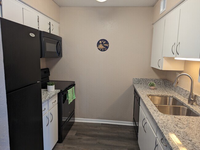 Foto del edificio - 6228 Robinson St