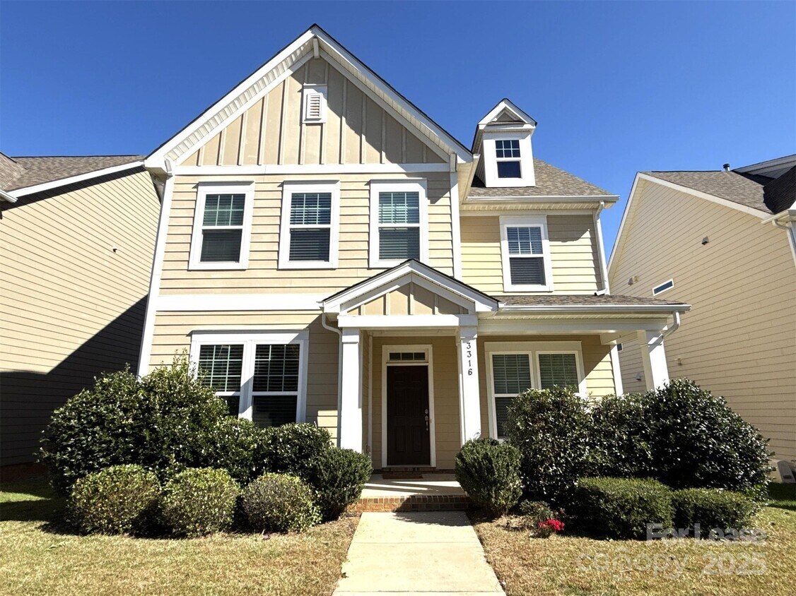 Foto principal - 3316 Christopher Jacob Ct