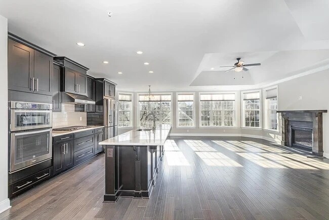 506770_24 - 10420 Sablewood Dr