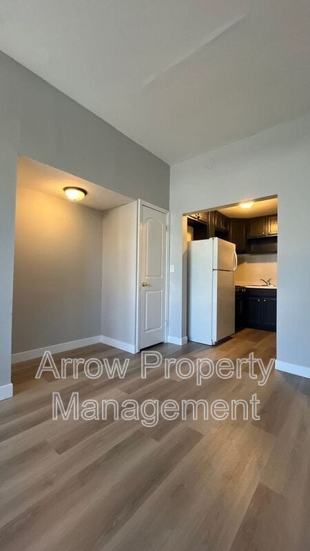 Foto del edificio - 1645 E St