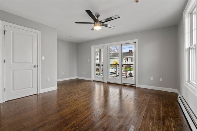 Foto del edificio - 36-38 Sturgis Street Unit 38