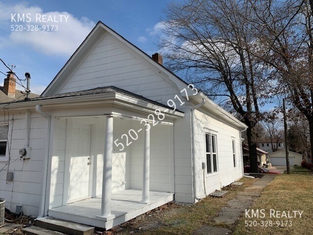 Building Photo - 1950 N 30 St