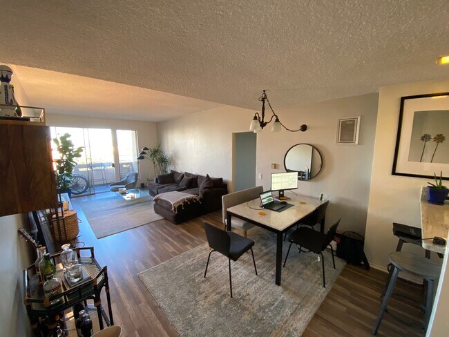 sala de estar - 1342 10th St