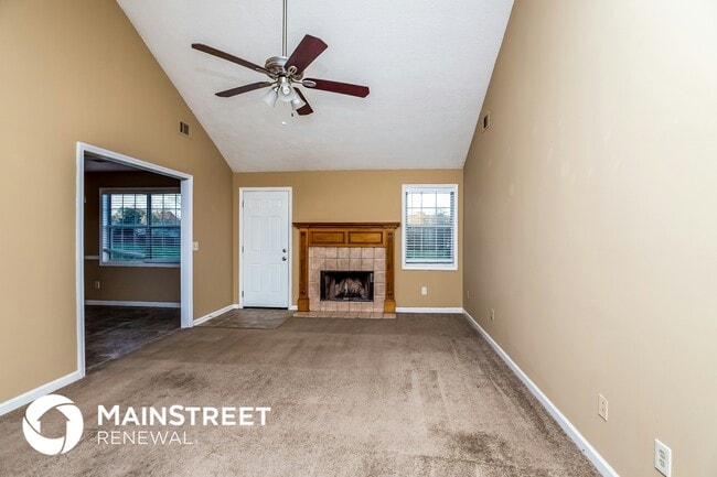 Building Photo - 90 White Oak Dr