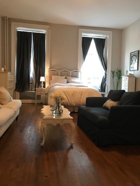main room - 178 5th Ave