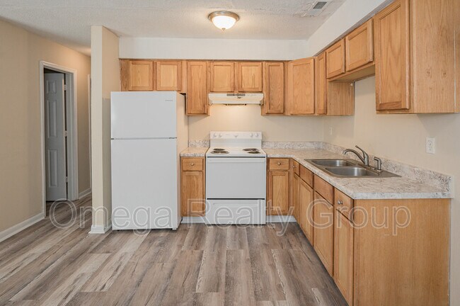 Foto del edificio - 3330 Meridian St N