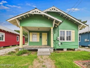 Building Photo - 514 Lamar St