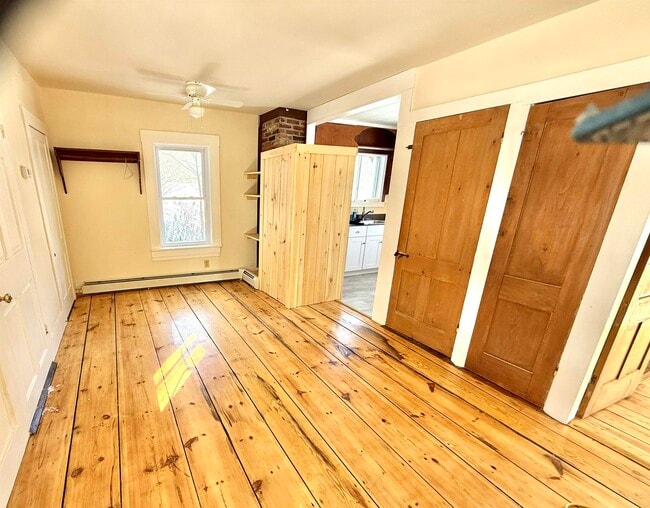 Building Photo - 383 Sanborn Rd