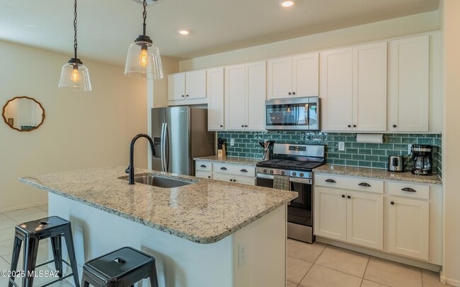 Foto del edificio - 13154 E Apex Mine Wy