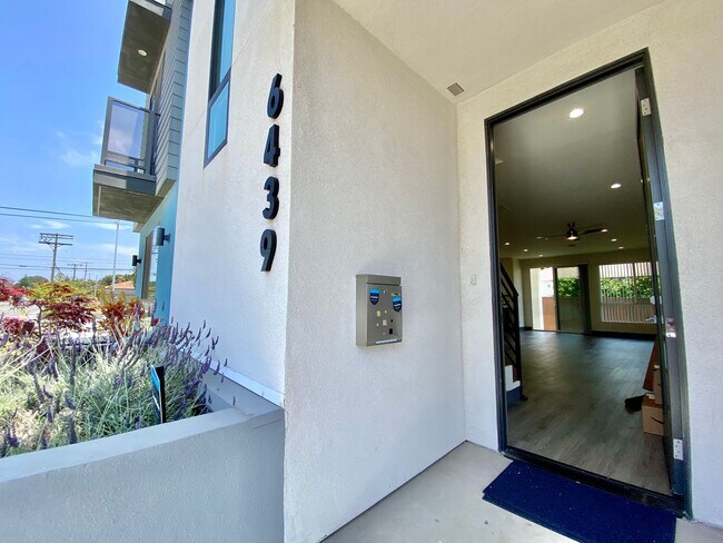 Building Photo - 6437 86th