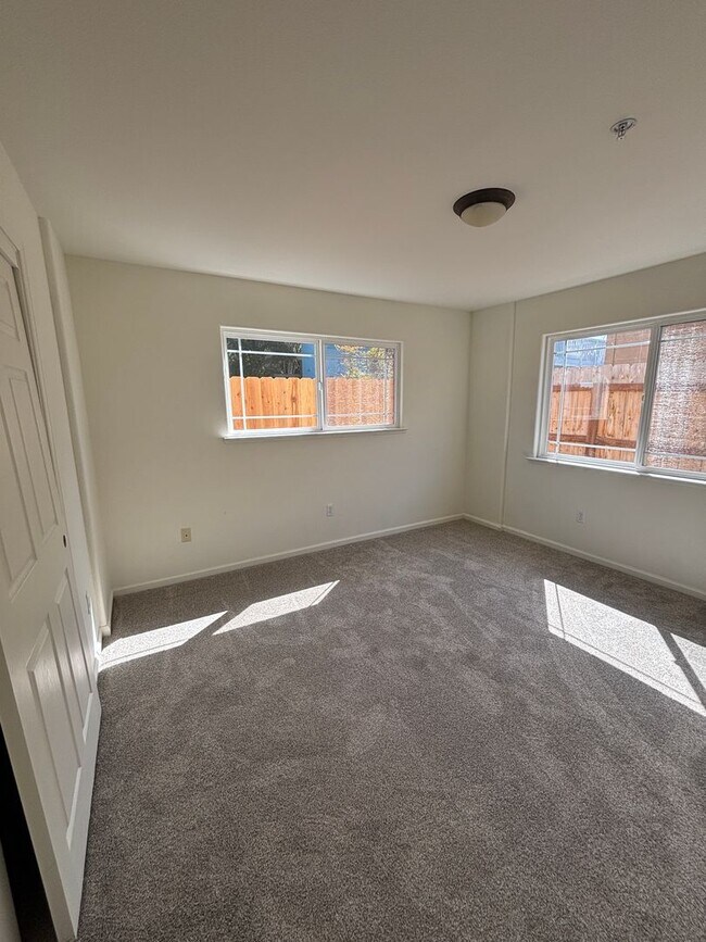 Foto del edificio - P32000