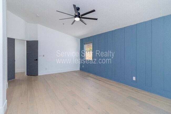 Building Photo - 9468 E Voltaire Dr