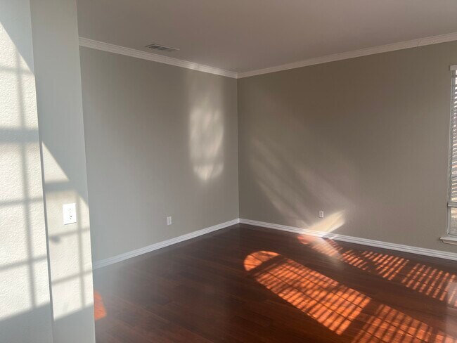 Foto del edificio - 9900 Preston Vineyard Dr