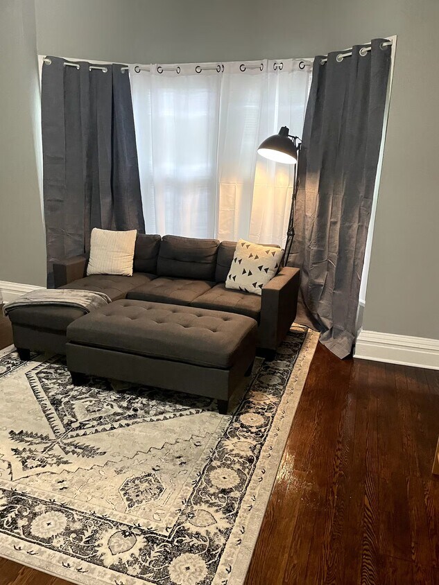 Sala de estar - 404 W Clinton St