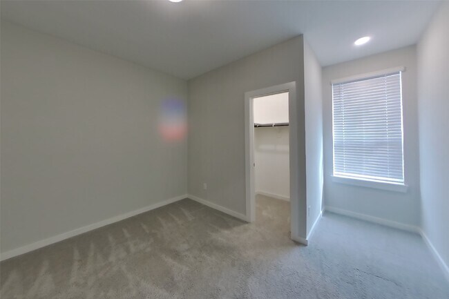 Building Photo - 2350 Bailey Flds Ln