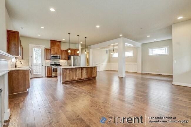 Foto del edificio - 4 br, 2.5 bath House - 29607 Beaumont Aven...