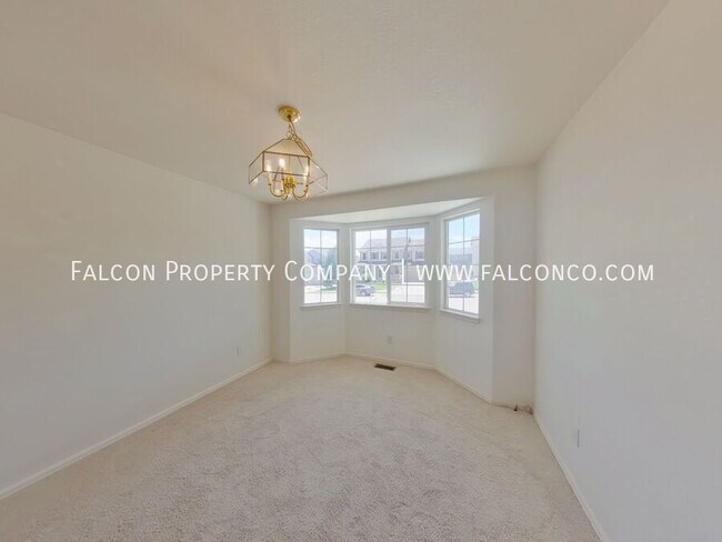 Foto del edificio - 6536 Graymont Dr