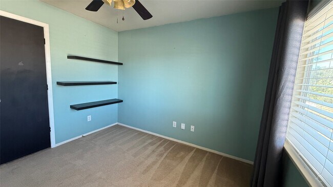 Foto del edificio - 6249 Lone Prairie Way